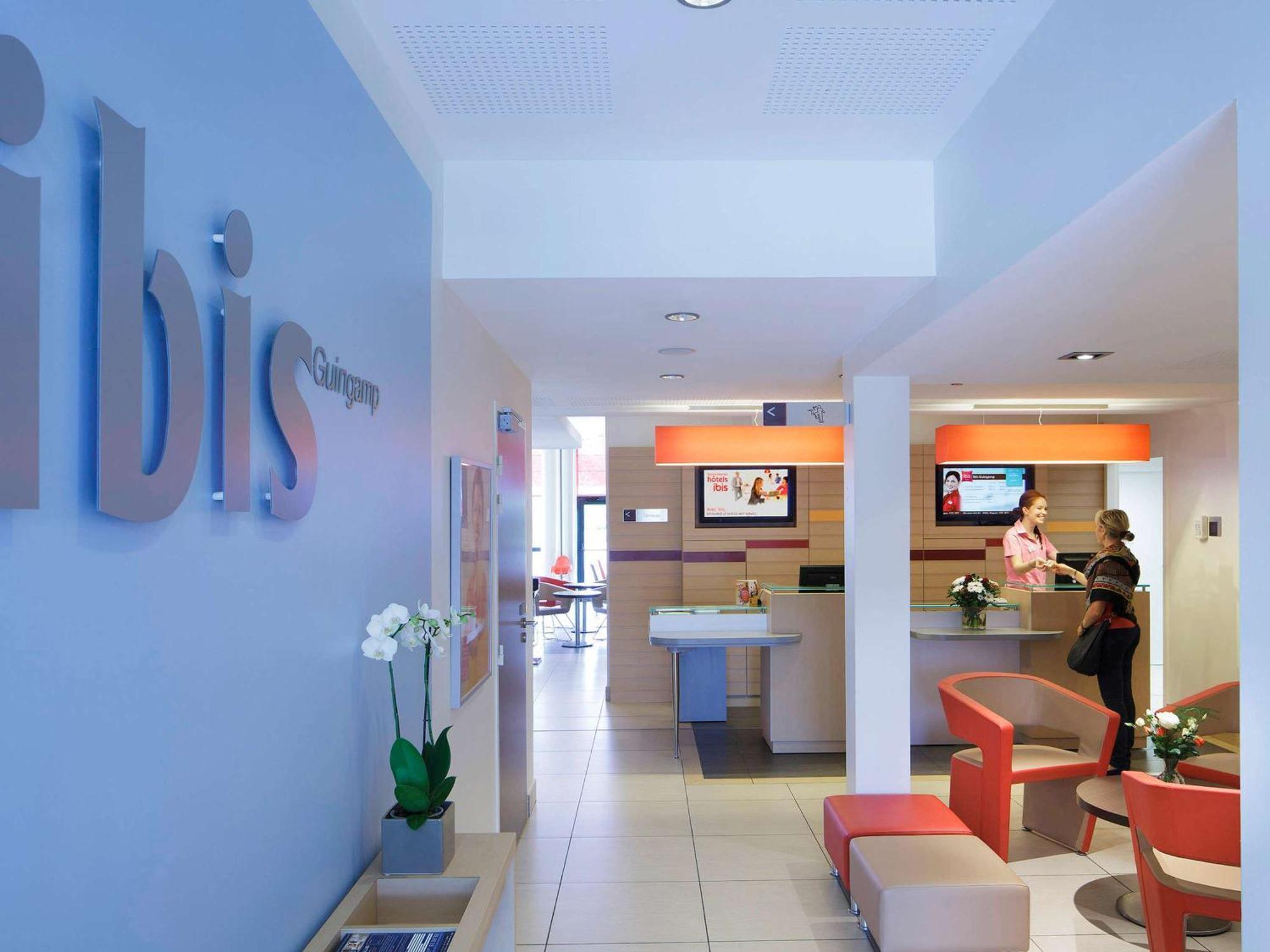 Hotel Ibis Guingamp Coeur De Bretagne Ploumagoar Экстерьер фото